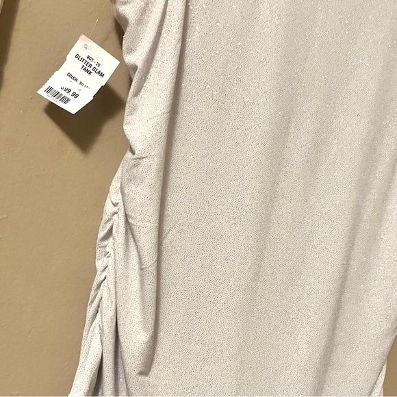 🍭 3/$30 white silver glitter glam tank top with ruched sides - Picture 12 of 15